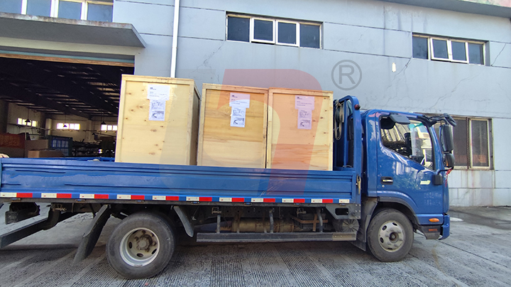 龍應(yīng)全自動封箱機 龍應(yīng)全自動封箱機